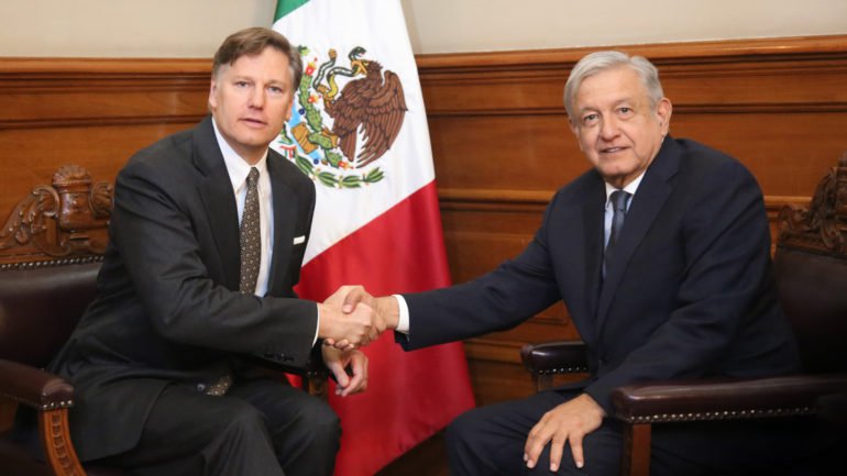 amlo embajador eu.jpg