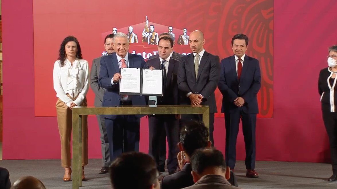 amlo empresas factureras.jpg