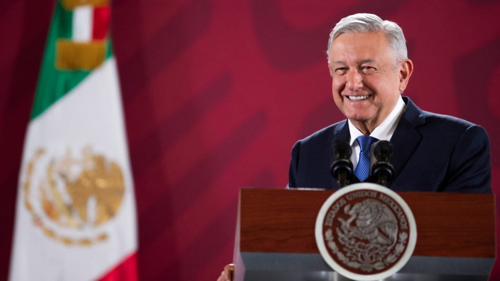 amlo encuensta.jpg