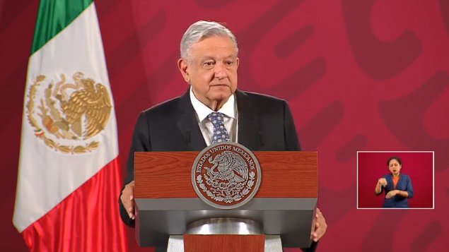 amlo escuelas.jpg