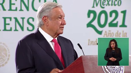 amlo expresidentes.jpg