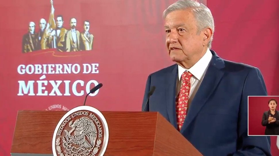 amlo feministas.jpg