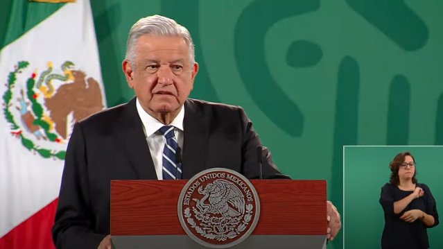 amlo inglaterra.jpg