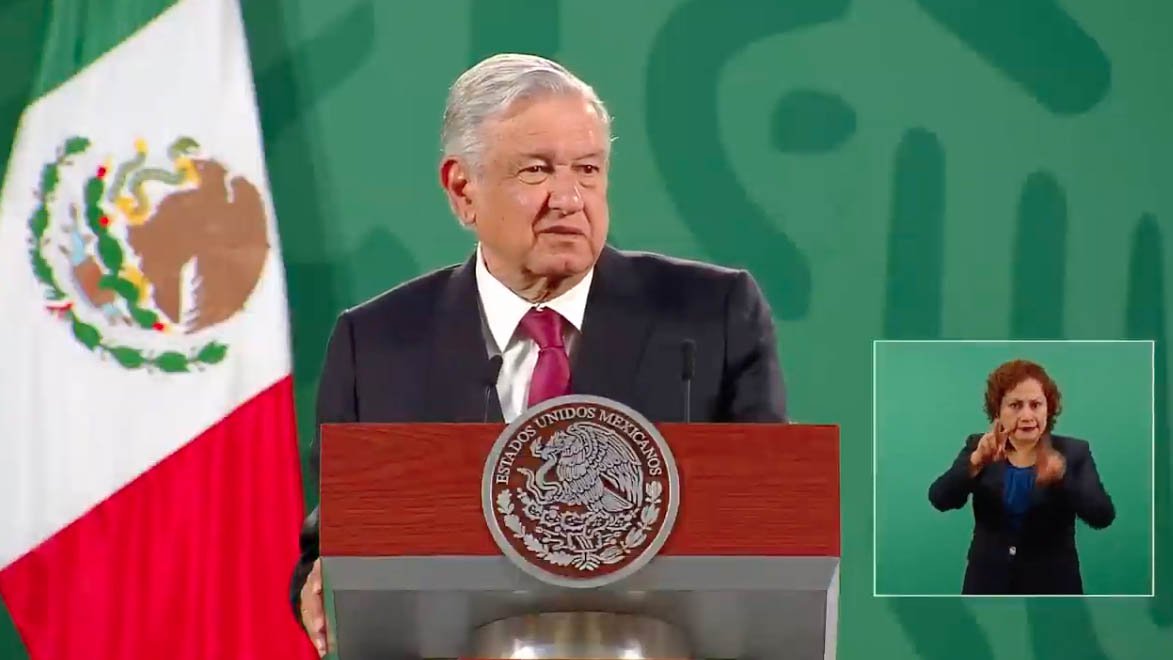 amlo morena.jpg