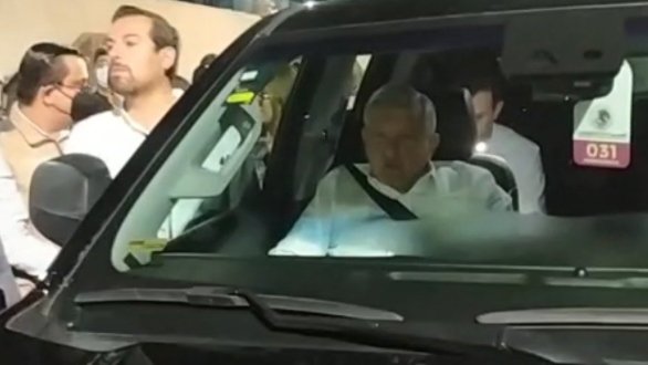 amlo tuxtla confe.jpg