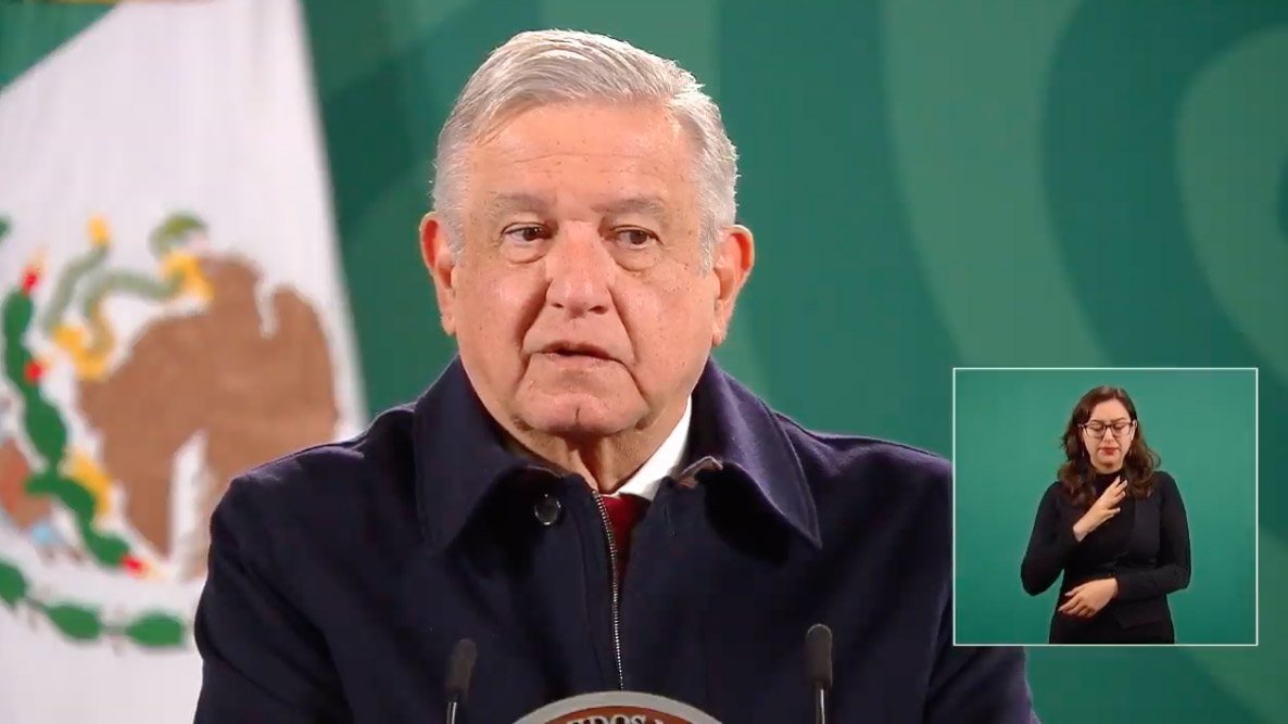 amlo vacuna.jpg