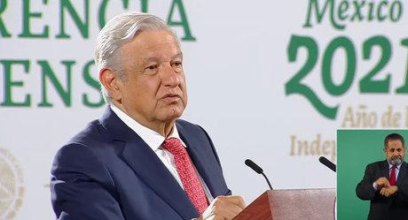 amlo vacunas.jpg