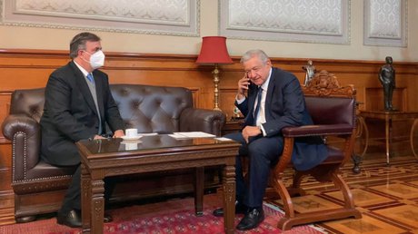 amlo y marcelo.jpg