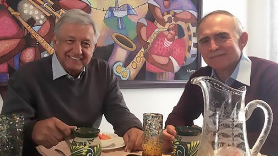 amlo y romo.jpg