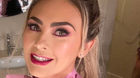 aracely arámbula y colunga.jpg