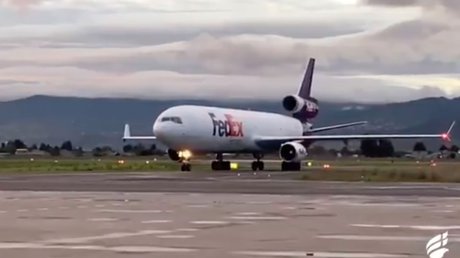 avion vacunas jj.jpg