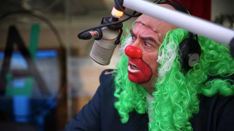 brozo-sale-del-aire-libre.jpg