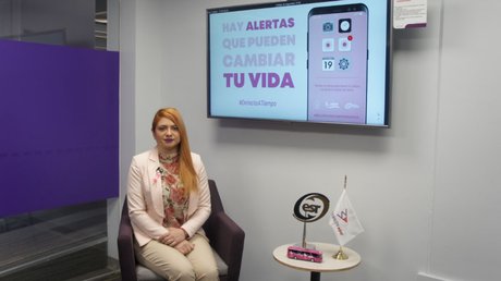 capsula ado caravana rosa.jpg