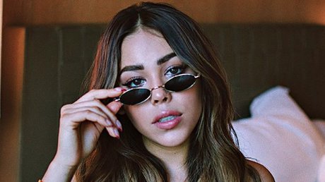 danna paola academia.jpg