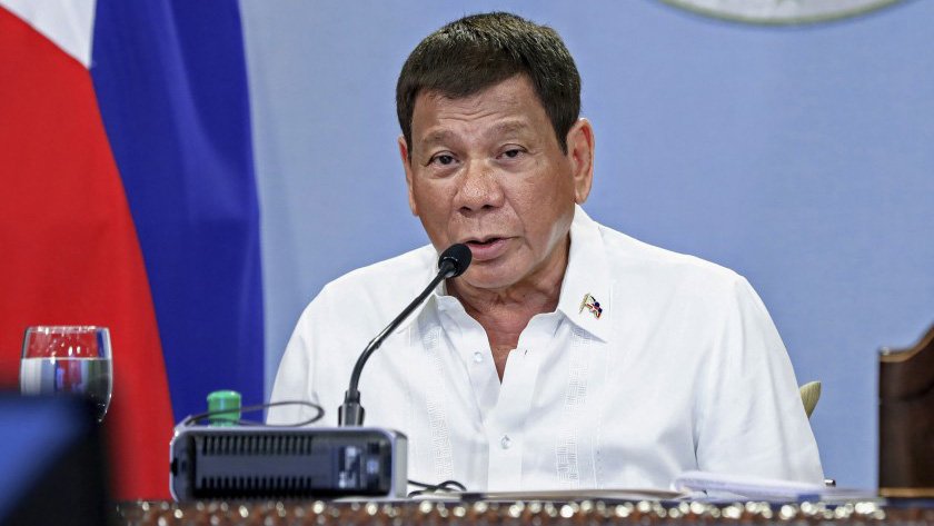 duterte vacuna covid.jpg