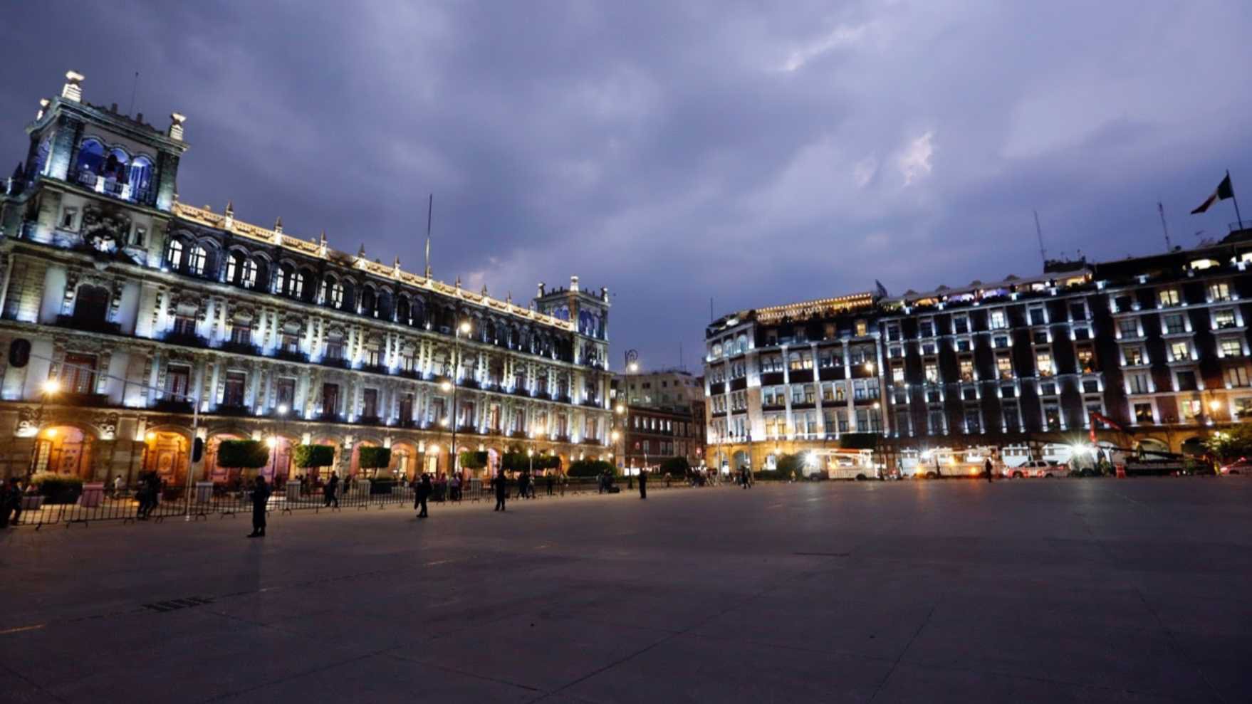 edificios de blanco cdmx vacunas.jpg