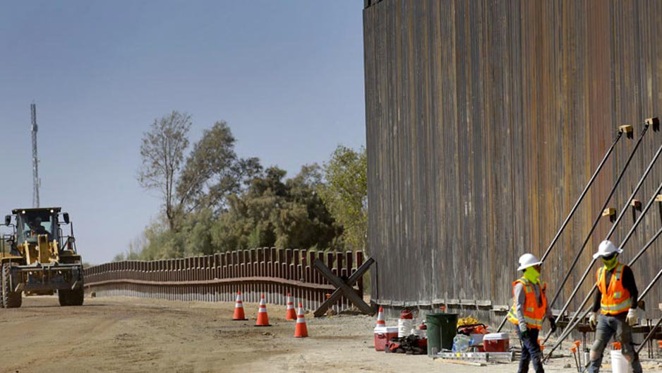 el-coso-del-muro-de-la-frontera-con-México.jpg