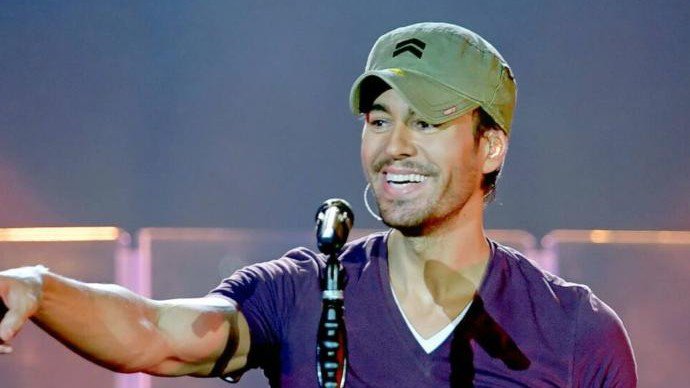 enrique iglesias (1).jpg