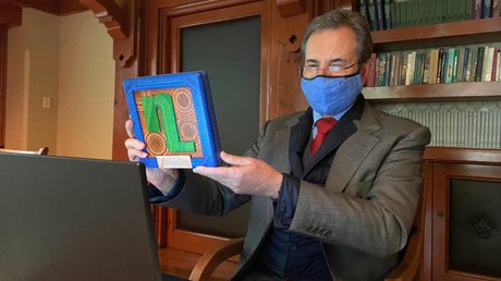 esteban presi.jpg