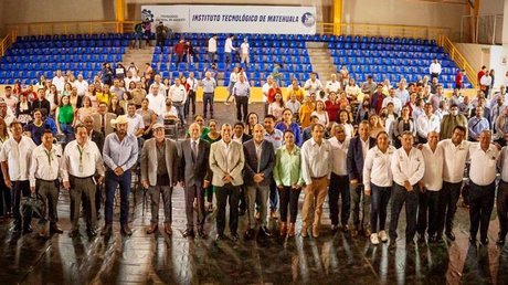 fotor_2023-5-2_16_26_2.jpg