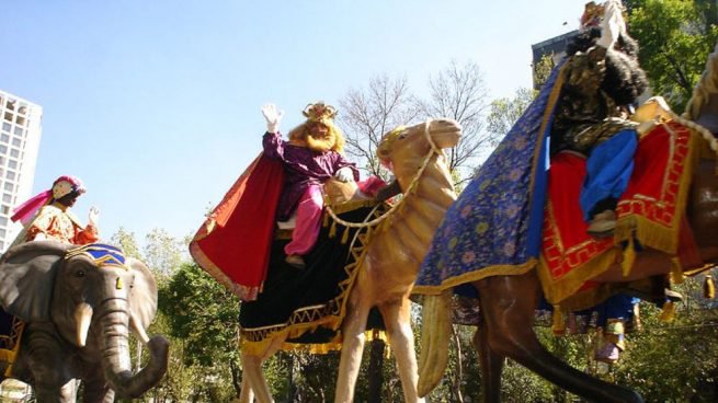horario-y-recorrido-de-la-cabalgata-de-los-reyes-magos-2019-655x368.jpg