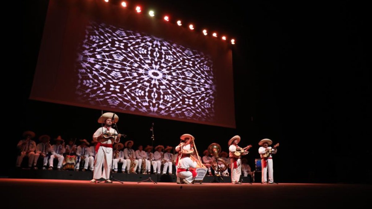 inauguranmich teato matamoros.jpg