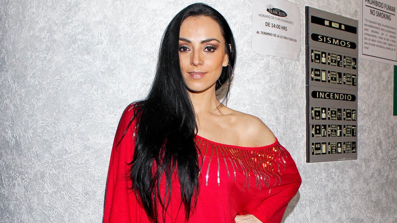 ivonne montero y el borrego.jpg