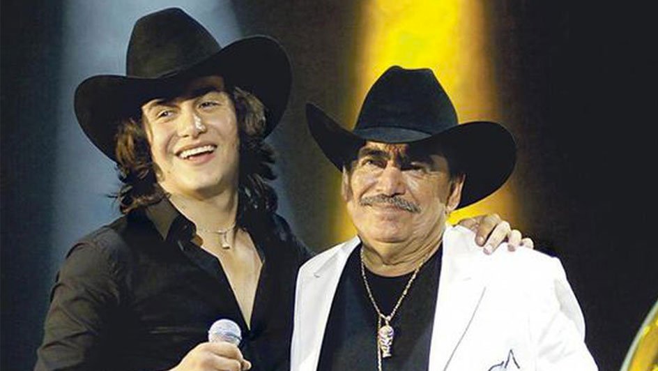 joan-sebastian-julian-figueroa.jpg