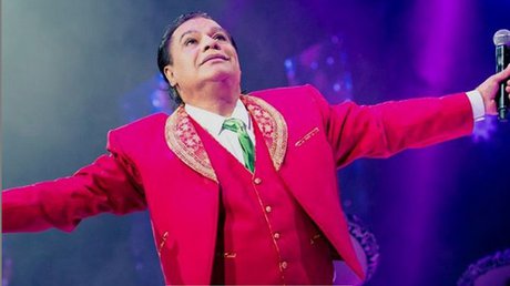 juan gabriel.jpg