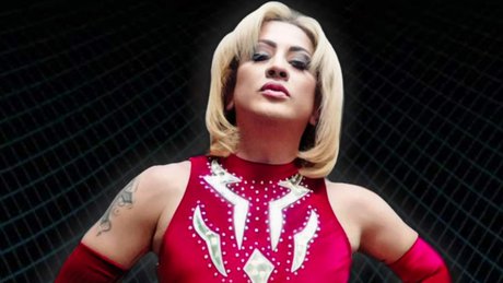 luchador krystal.jpg