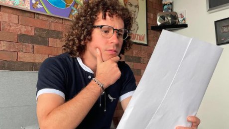 luisito aeropuerto.jpg