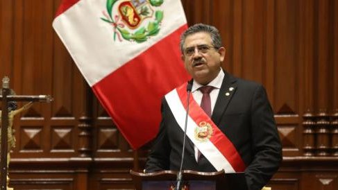 manuel pmerino deja presidencia.jpg