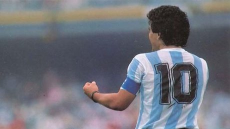 maradona10.jpg