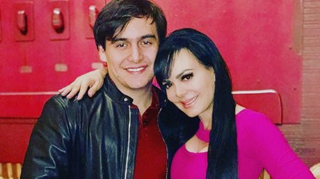 maribel guardia y su hijo .jpg