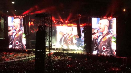 maroon 5.jpg