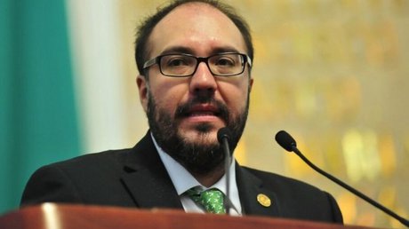 mauricioTOLEDO.jpg