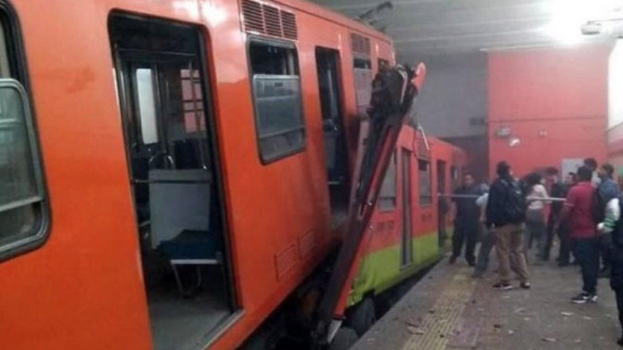 metro tacubaya.jpg