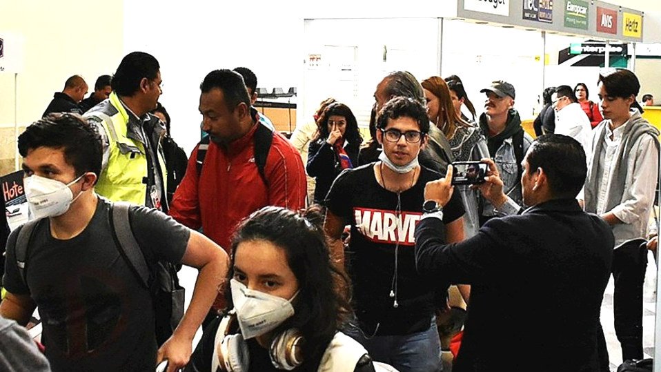 mexicanos en francia.jpg