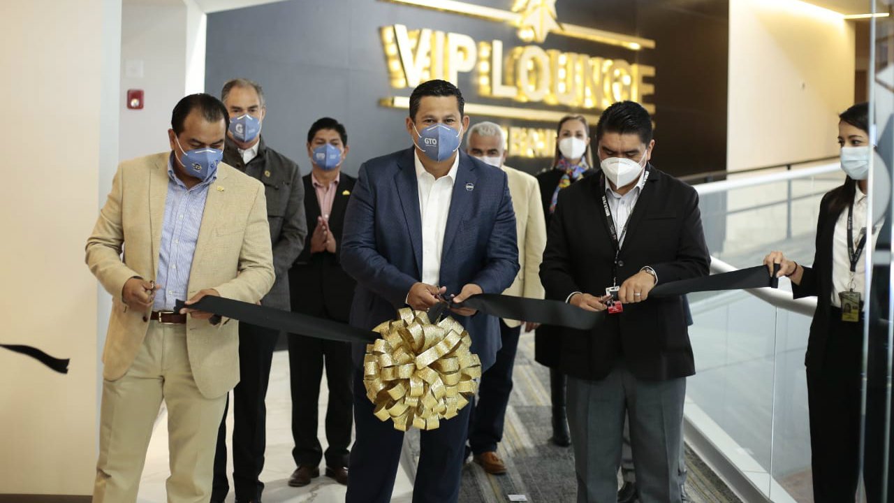 modernizan aeropuerto guanajuato.jpg