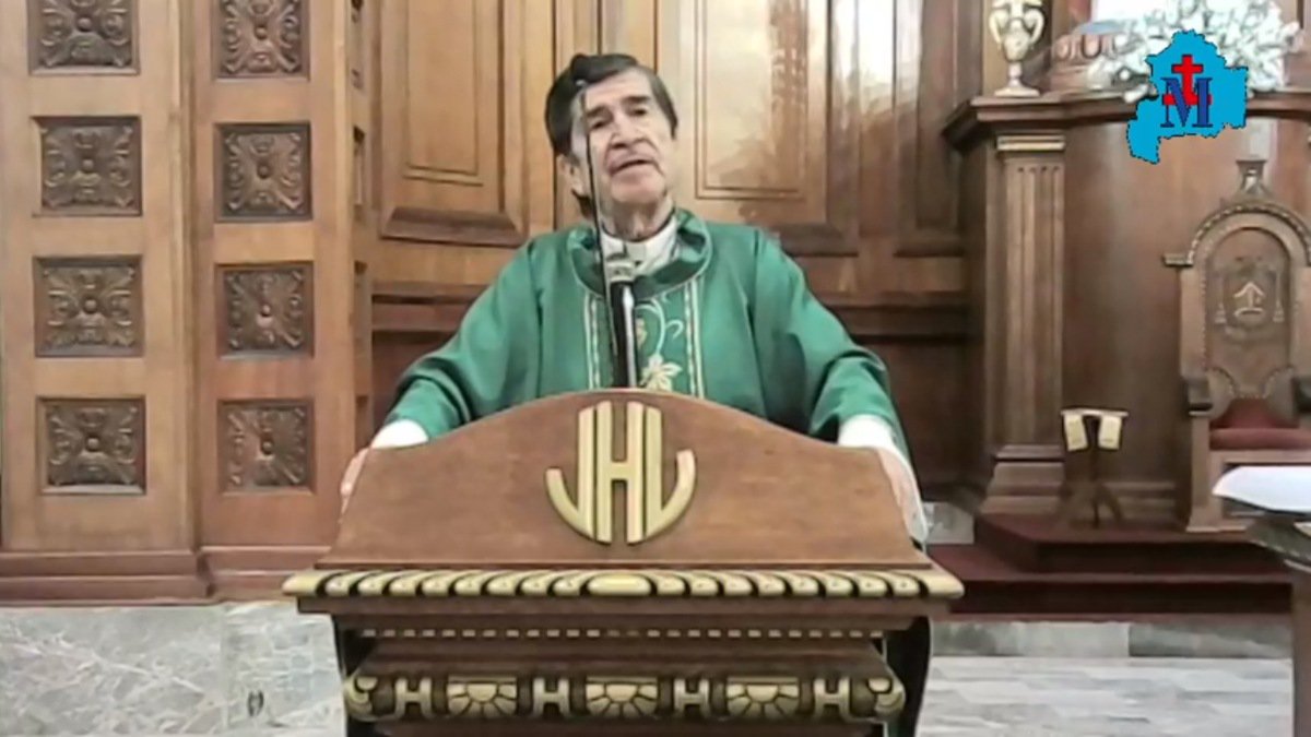obispo cubrebocas fe en dios.jpg