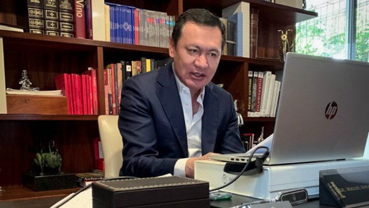 osorio chong cubrebocas.jpg