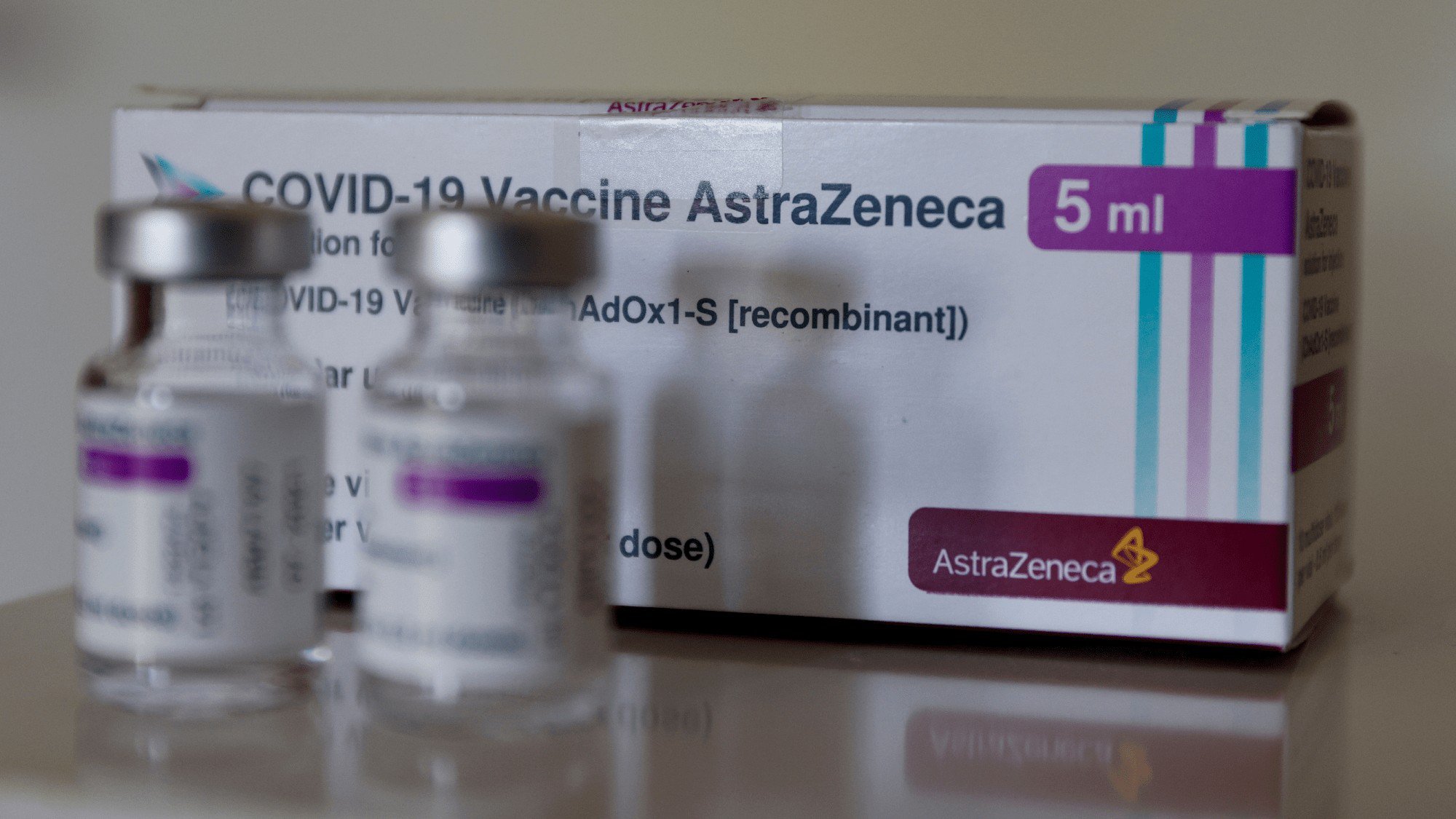 oxford_astrazeneca_covid_vacuna_reuters.png_1269359182.jpg