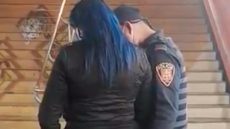 policia del metro.jpg