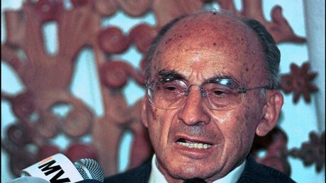 presidente 100 años echeverria.jpg