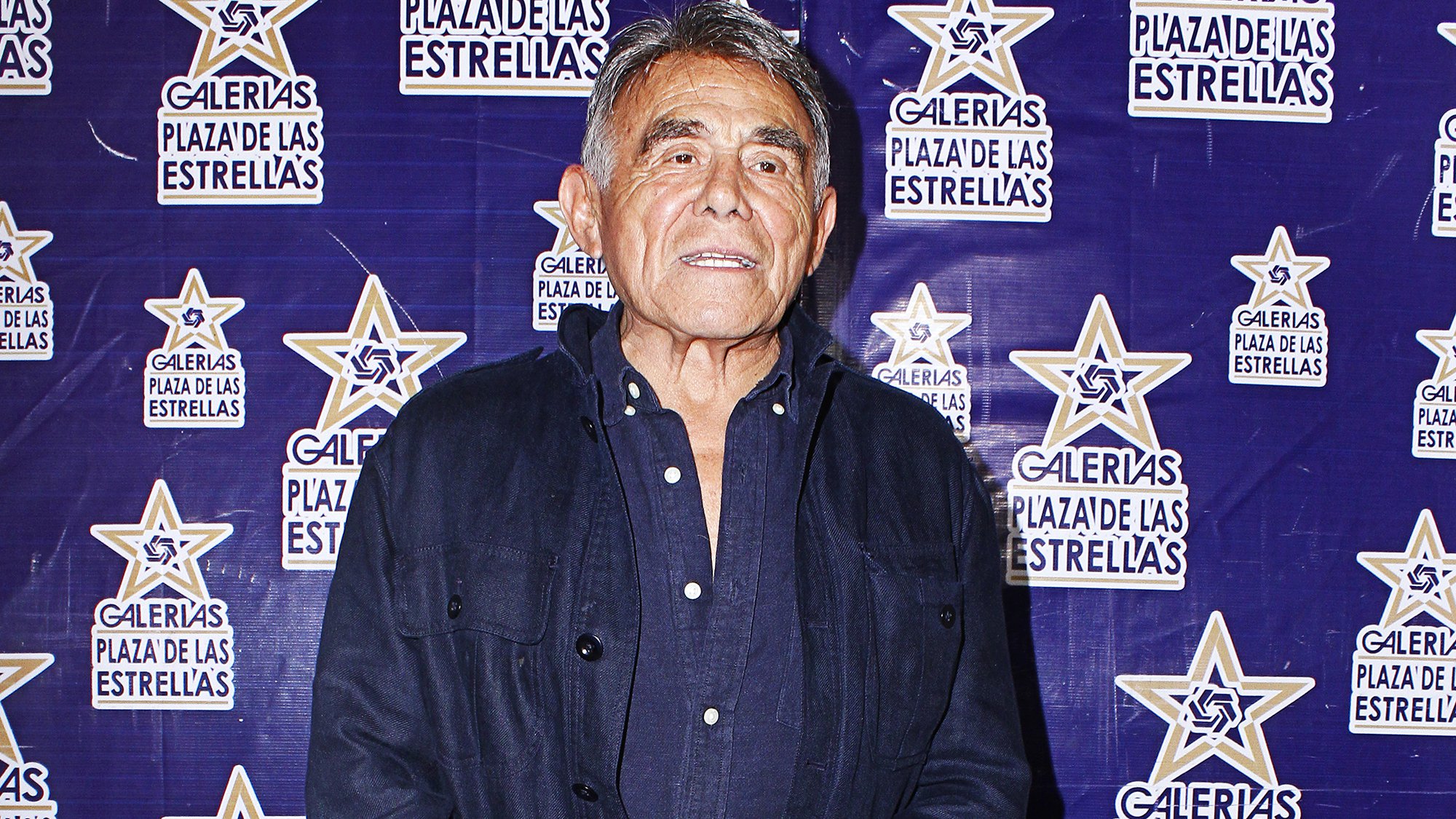 reaparece héctor suárez.jpg