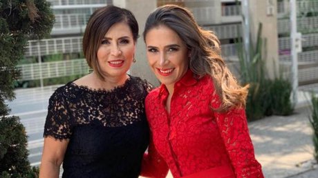 rosario robles con us hija mensaje desde la carcel.jpg