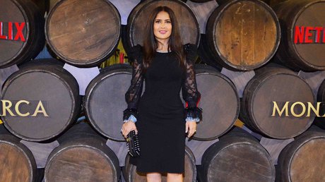 salma hechizo.jpg