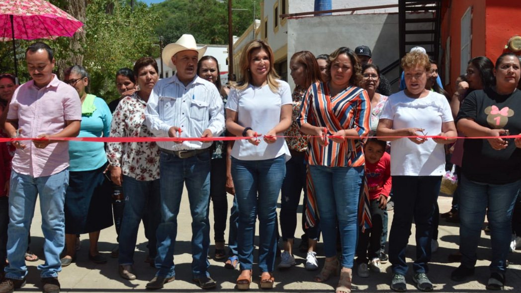 sonora entrega apoyos.jpg