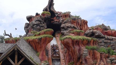 splash mountain.jpg