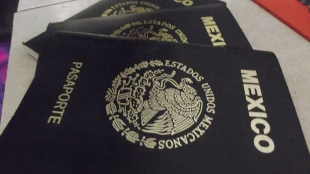 sre pasaporte.jpg